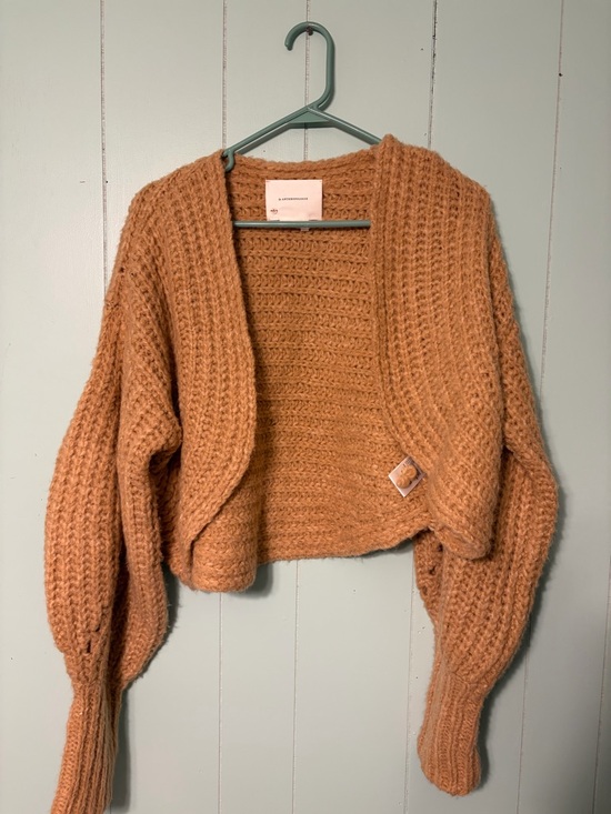 Anthropologie Sweaters - Anthropologie NEW medium Cozy Chunky Knit Cropped Cardigan Sweater - Brown